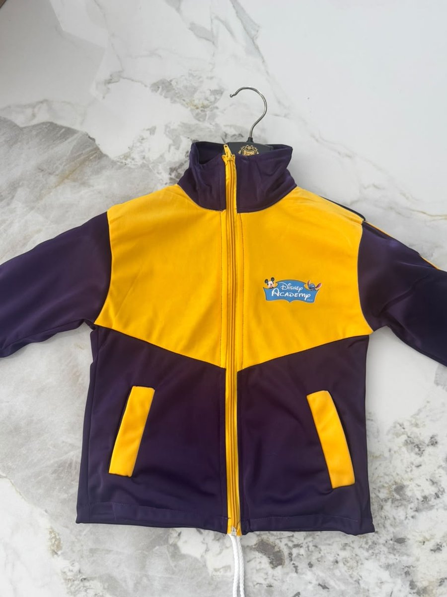Tracksuit — photo 1